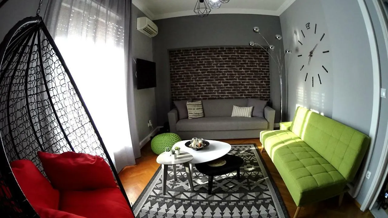 Center Travelers Hostel Salonic